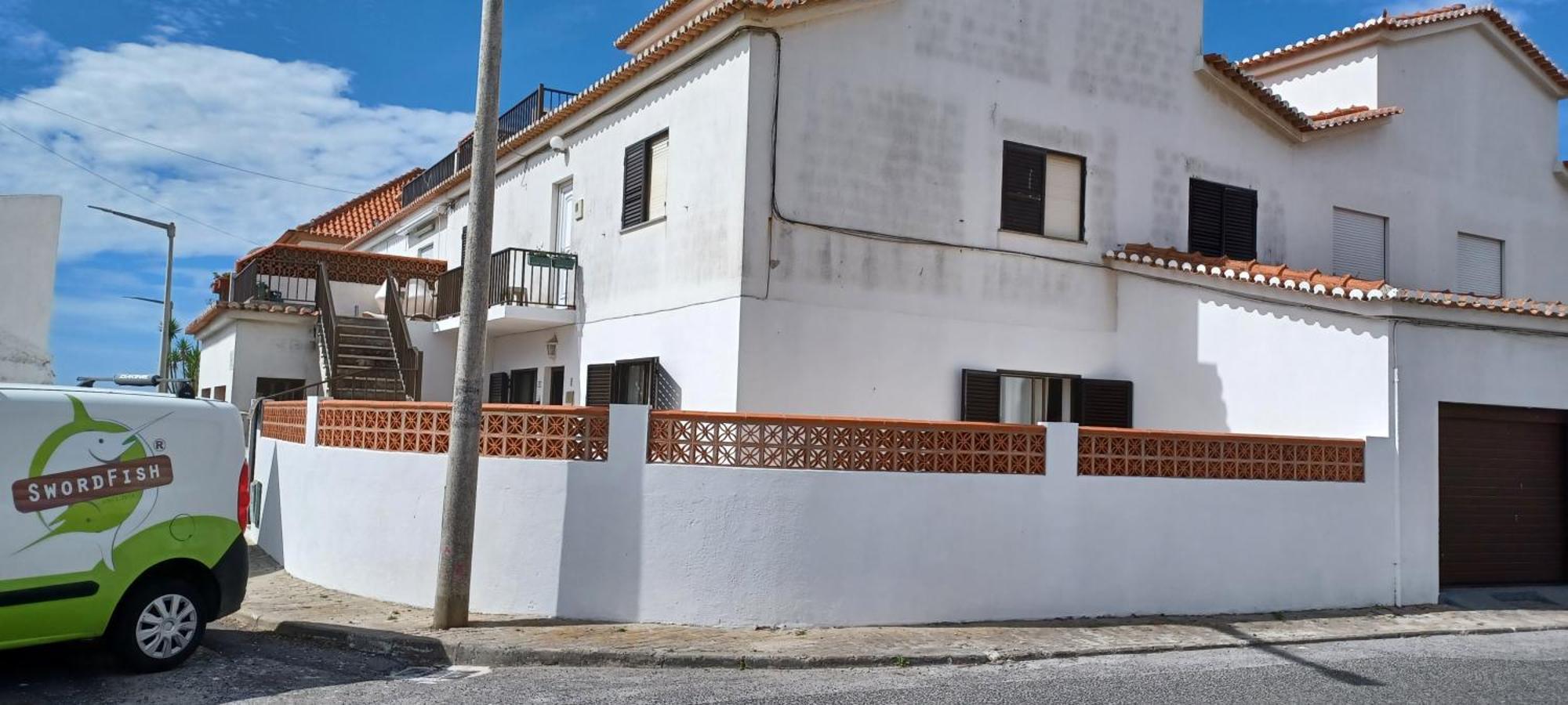 Swordfish Beach House Peniche Dış mekan fotoğraf